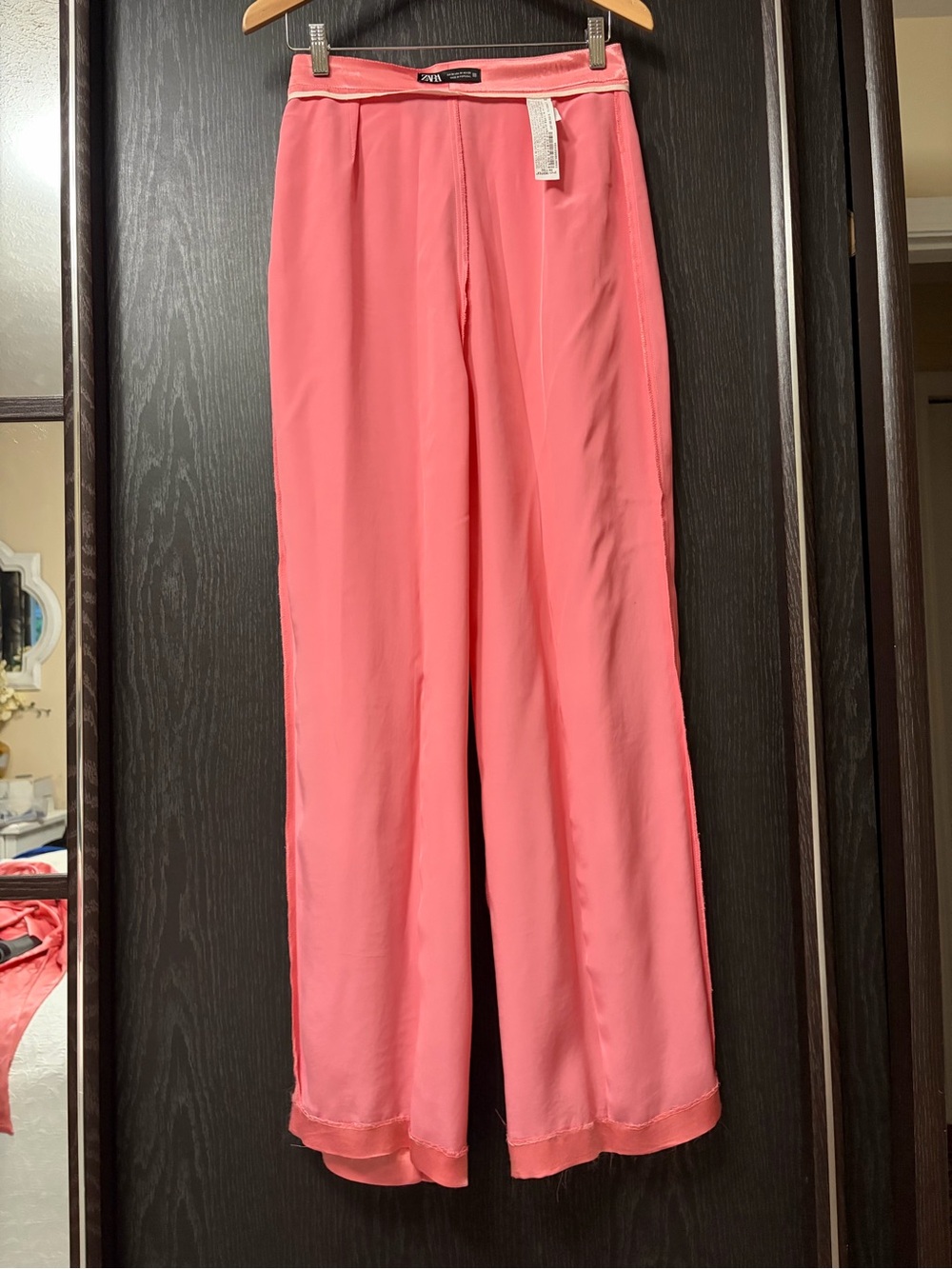 ZARA PINK SATIN EFFECT
STRAIGHT LEG PANTS - Picture 10 of 11